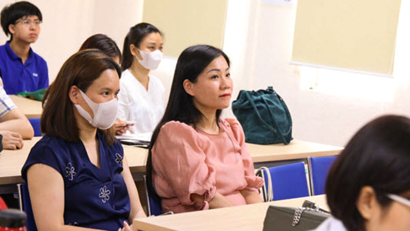mã ngạch chuyên viên