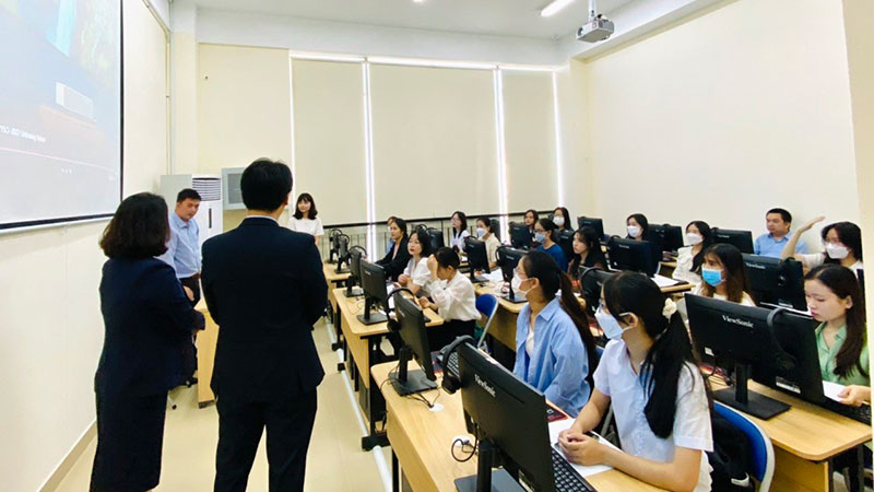 Tổng hợp câu hỏi trắc nghiệm và đáp án thi chuyên viên chính