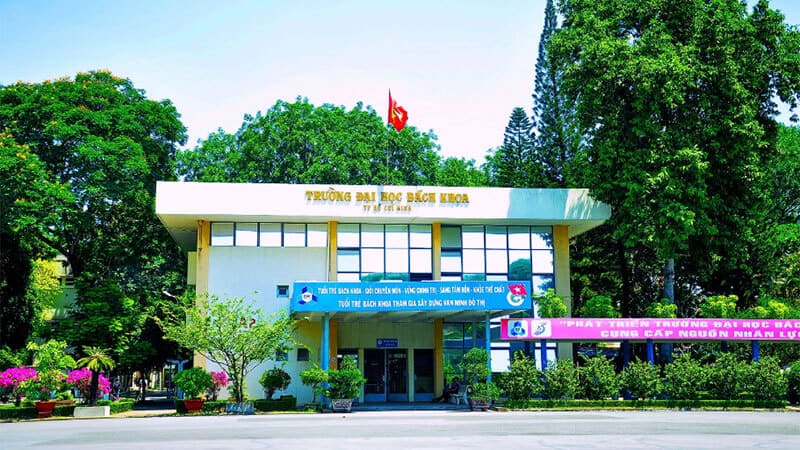 Tuyển sinh khóa luyện thi chứng chỉ học đại học Bách khoa TP HCM