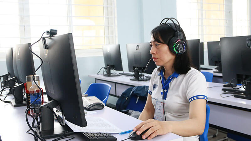 Download tài liệu luyện nghe tiếng Anh B1 VSTEP miễn phí