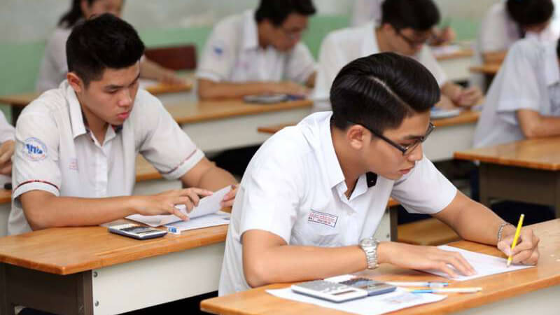 Có chứng chỉ nào thì được miễn thi tiếng Anh tốt nghiệp THPT